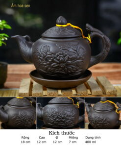 Am Tra Tu Sa Dap Noi Hoa Sen Bat Trang.jpg