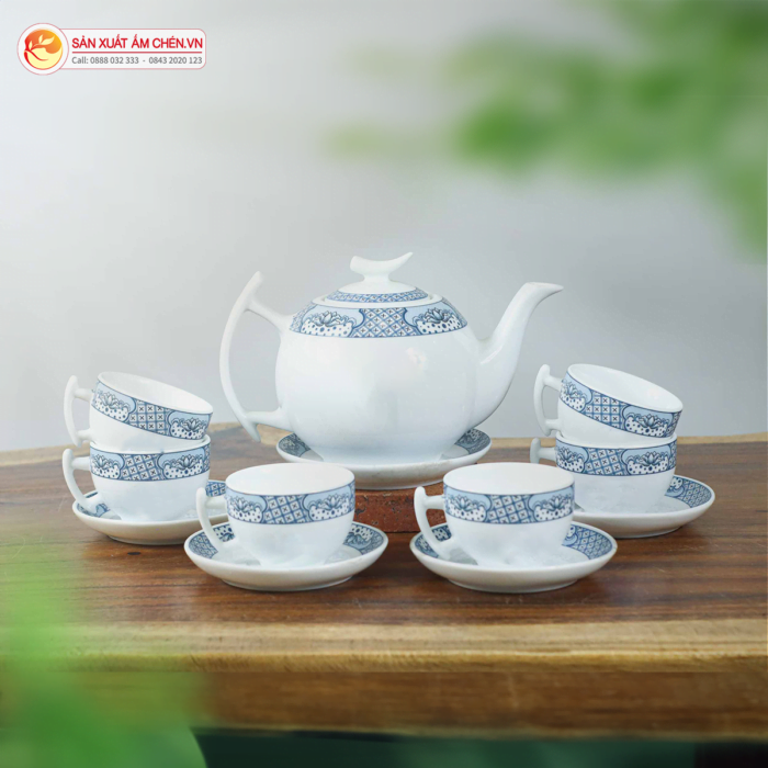 Bộ Ấm Chén Trăng Khuyết Hoa Văn Dân Gian