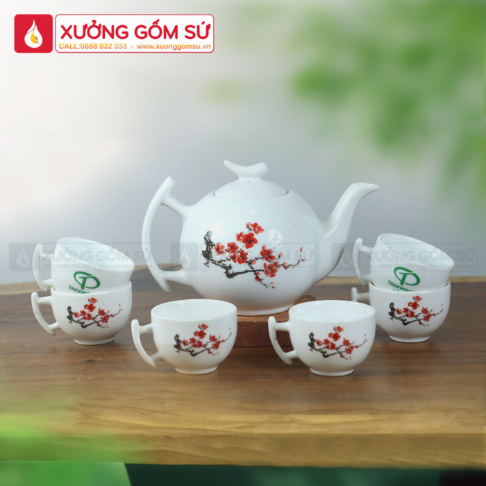 Bộ Ấm Chén Trăng Khuyết Vẽ Hoa Đỏ